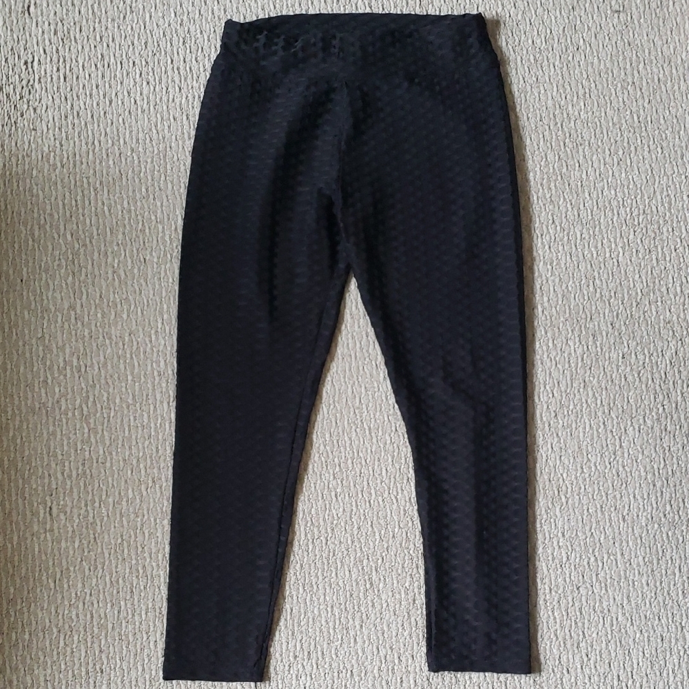 Black Textured Leggings